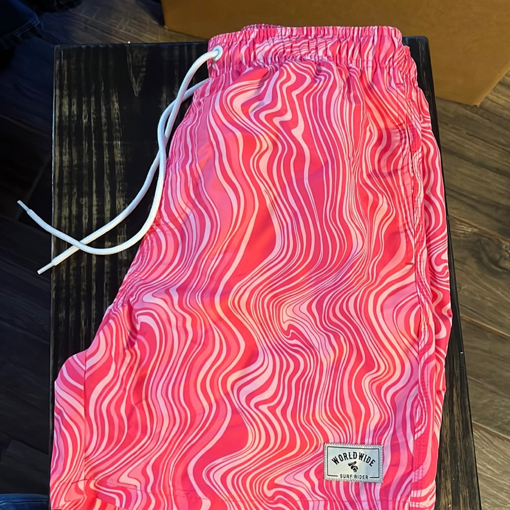 Men’s swim trunks size medium